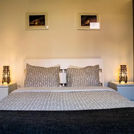 Apartment Low Cost Tourist - Palacio Da Bolsa