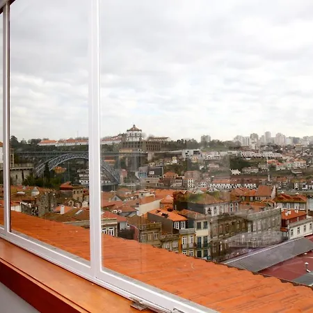 Low Cost Tourist - Palacio Da Bolsa Apartment